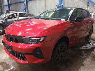 Uttjänta bilar auto Opel Astra Astra L Sports Tourer (F4/FC/FN/FR) Combi 1.2 Turbo 130 12V (EB2ADTS(H=
NS)) [96kW]  (10-2021/...) 2023/12