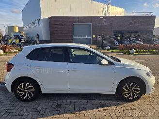 Volkswagen Polo 1.0 TSI Life picture 3