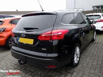Unfallwagen Ford Focus 1.0 Titanium Airco 5drs 2016/10