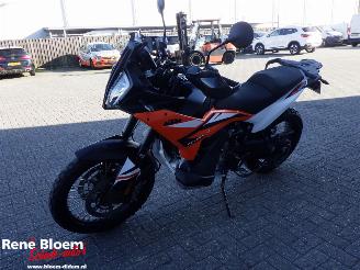 KTM  890 Adventure S picture 6