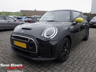 Schadeauto Mini Mini Electric Resolut Edition 33kWh Camden 2022/7
