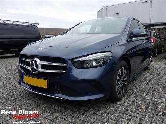 Damaged car Mercedes B-klasse B180 Businessline Aut 136pk 2022/11