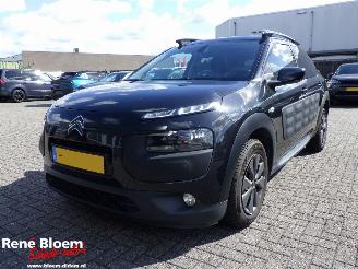Voiture accidenté Citroën C4 cactus 1.6 Blue HDI Business 99pk 2015/11