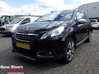 Vaurioauto  passenger cars Peugeot 2008 1.6 e-HDi Allure 116pk 2015/6