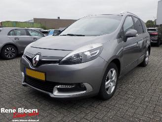 skadebil auto Renault Scenic 1.2 TCe Limited 2015/11