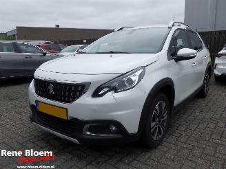 skadebil auto Peugeot 2008 1.2 PureTech Navi GT-Line 2018/2