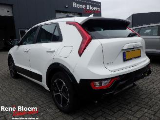 Kia Niro 1.6 GDi Hybrid DynamicLine Automaat picture 2