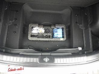 Kia Niro 1.6 GDi Hybrid DynamicLine Automaat picture 14