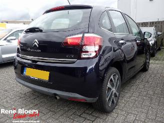 damaged passenger cars Citroën C3 1.2 VTi Collection 2014/6