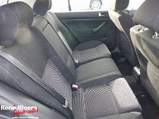 Volkswagen Golf 2.3 V5 HighLine 5drs 170pk picture 10