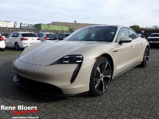 Damaged car Porsche Taycan 93kWh Full Option 280kw Bose Sound 2025/10
