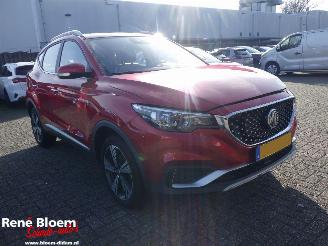 MG ZS EV Luxury 45kWh picture 5