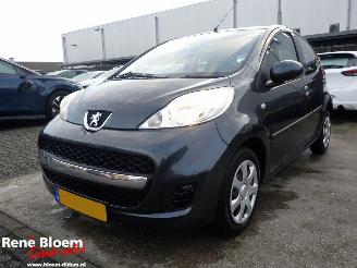 uszkodzony samochody osobowe Peugeot 107 1.0-12V XR 5drs Airco 2010/5