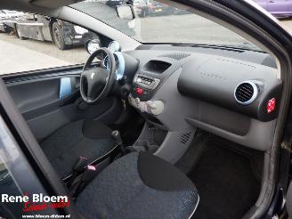 Peugeot 107 1.0-12V XR 5drs Airco picture 7
