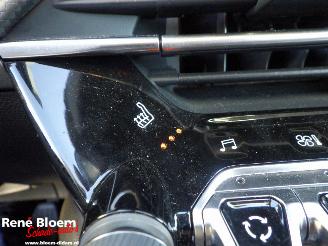 Peugeot 208 1.5 BlueHDi Allure Pack picture 18