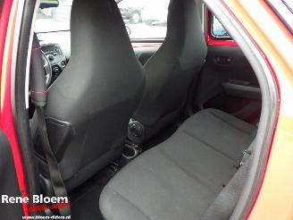 Toyota Aygo 1.0 VVT-I X-Fun Airco 5drs picture 13