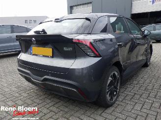 MG 4 Electric Standard 51kwh picture 4