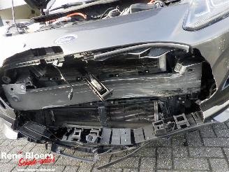 Ford Kuga 2.5 PHEV Vignale 5drs Aut picture 10