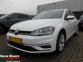 Damaged car Volkswagen Golf 1.6 TDI Highline 116pk Clima 2018/11