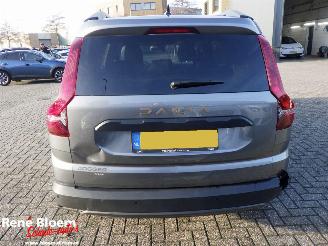 Dacia Jogger 1.6 Hybrid 140 Extreme 5p. picture 3
