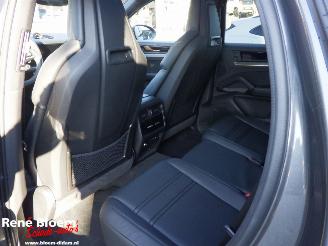 Porsche Cayenne S E-Hybrid Coupe Full Options 519pk picture 19
