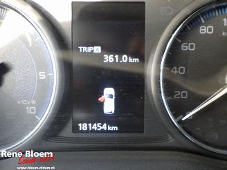 Mitsubishi Outlander 2.4 PHEV Pure  Aut Navi picture 19