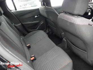 Peugeot 208 1.2 Puretech Active picture 9