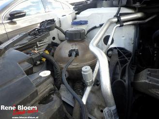 Peugeot 308 1.2 Puretech Blue Active Clima 5drs picture 18