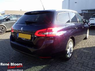 skadebil auto Peugeot 308 SW 1.6 BlueHDI Blue Lease Executive 2017/10