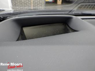 Jaguar I-Pace EV400 SE AWD 90kWh picture 25