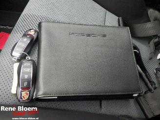 Porsche 718 Cayman GT4 RS Weissach Full Option 500pk picture 24