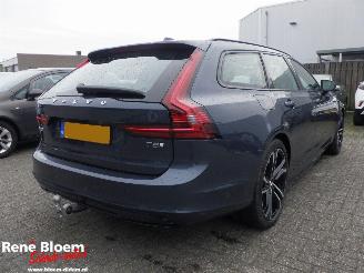 Vaurioauto  passenger cars Volvo V-90 2.0 T8 Plug-in-Hybrid AWD 2025/7
