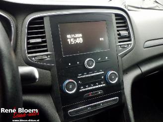 Renault Mégane Estate 1.3 TCe Limited 140pk 5drs picture 12