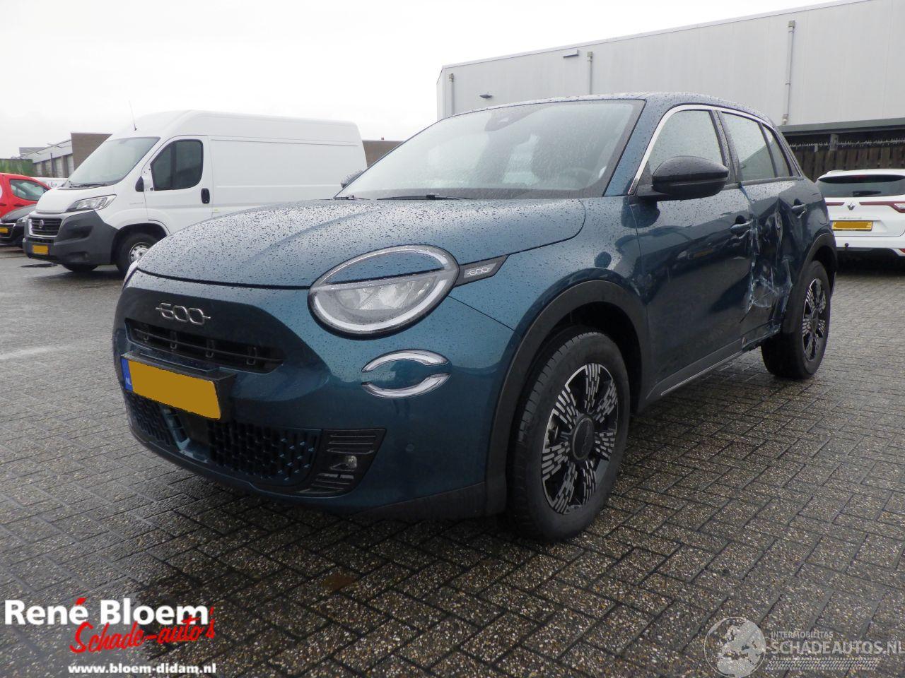 Fiat 600 1.2 Hybrid Urban Automaat Navi