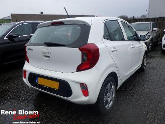 skadebil auto Kia Picanto 1.0 DPi Comfortline 5drs Airco 2023/9