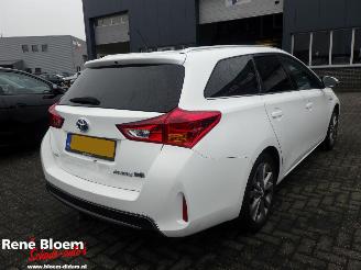 Toyota Auris 1.8 Hybrid Touring Sports picture 4