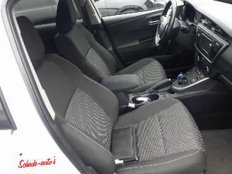Toyota Auris 1.8 Hybrid Touring Sports picture 9