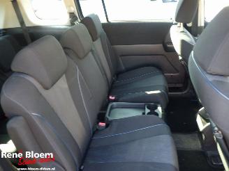 Mazda 5 2.0 Executive GT 7-persoons picture 9