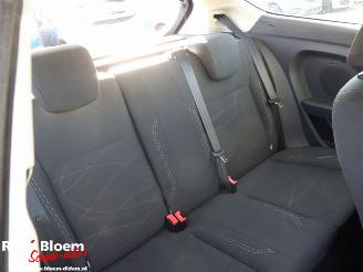 Ford Fiesta 1.25 Airco picture 10