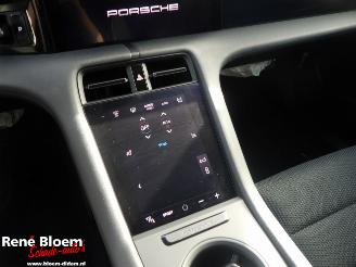 Porsche Taycan Cross Turismo 4 381pk 93kWh picture 20