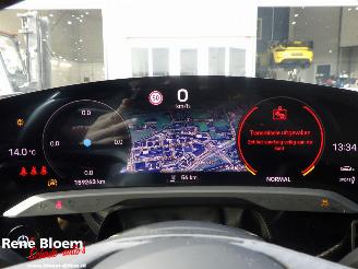 Porsche Taycan 4 84kWh Automaat Full option picture 15