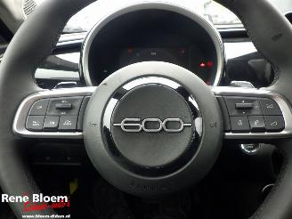 Fiat 600 1.2 Hybrid Automaat picture 17