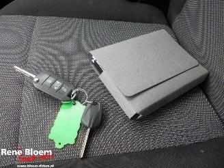 Opel Combo 1.5D L1H1 Edition 102pk Navi picture 19