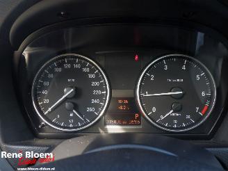 BMW 3-serie 318i Automaat 143pk picture 15