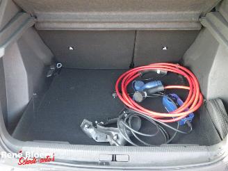 Peugeot e-2008 EV Active Pack 50kWh picture 19