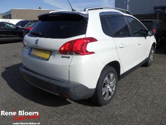 skadebil auto Peugeot 2008 1.2 PureTech Style Airco 2015/2
