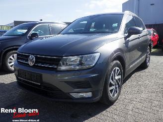 krockskadad bil auto Volkswagen Tiguan 2.0 TDI Sound 150pk 2017/4