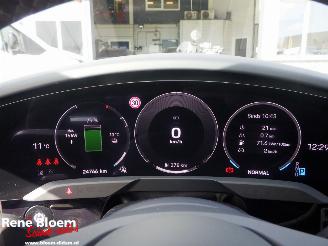 Porsche Taycan Sport Turismo Proforma Battery Plus 94.3kWh picture 21