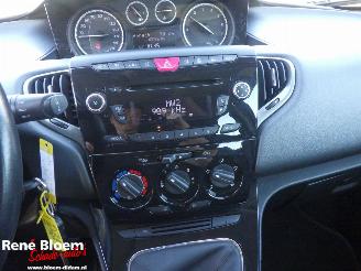 Lancia Ypsilon 0.9 Twinair Gold picture 13