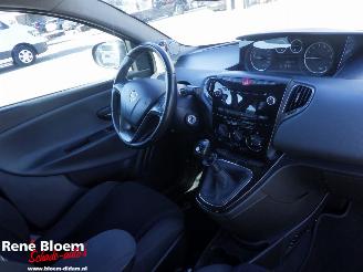 Lancia Ypsilon 0.9 Twinair Gold picture 8